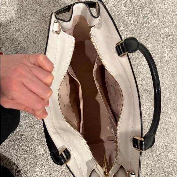 kate spade Cream and Black medium laptop/tote bag - Picture 3 of 4